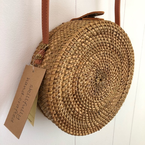 Handbags - Hand Woven Round Ata Grass Bali Pillbox Style Bag